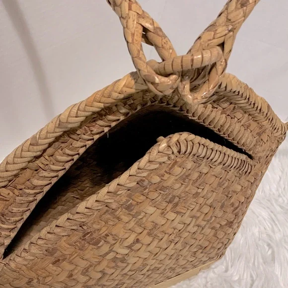 Chic Woven Backpack in Tan - Picture 3 of 10